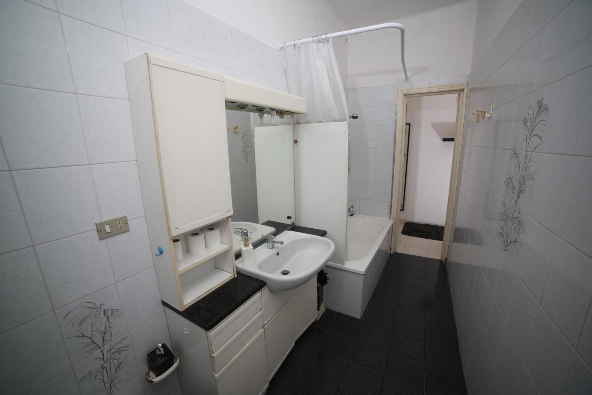 Cozyneat Hub Hostel