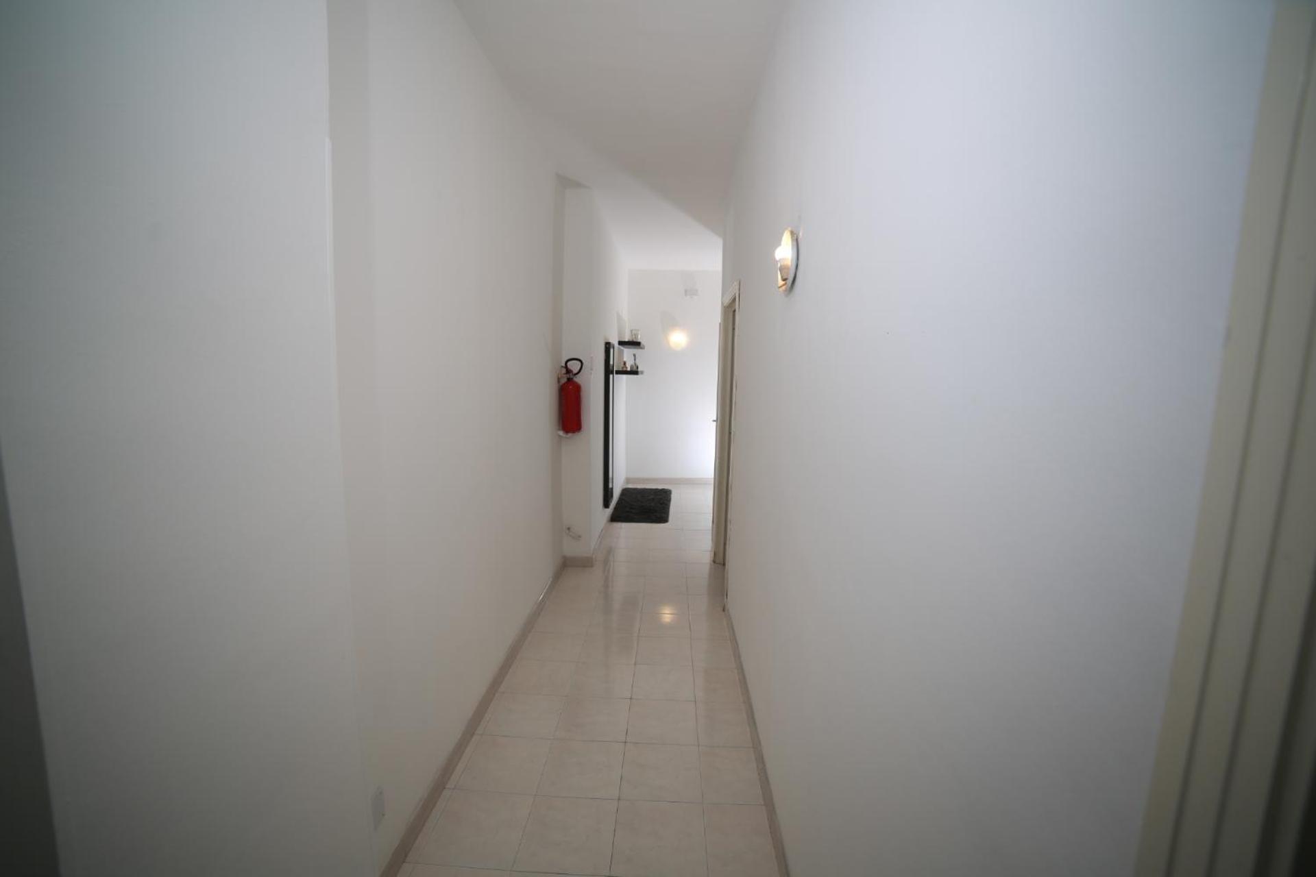 Hostel Cozyneat Hub *